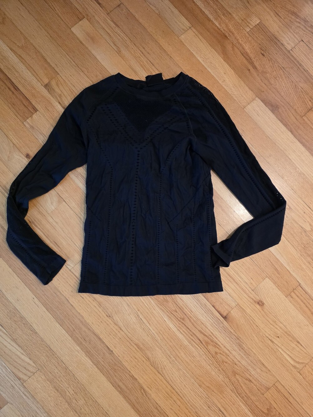 Athleta Long Sleeve Top